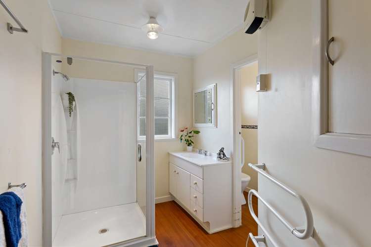 16 Rimu Street Otaki_14