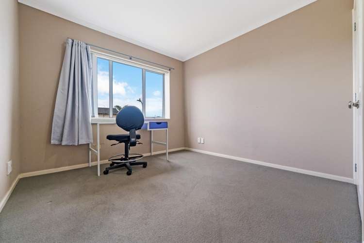 5 Glasson Avenue Flat Bush_18