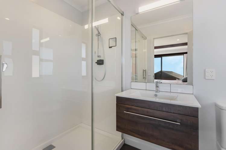 60 Katania Heights Brightwater_16