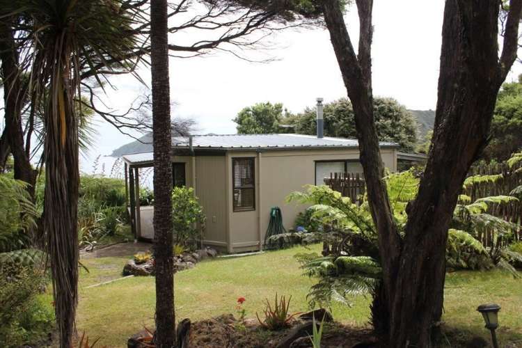 35 Moana View Road Waikawa_9