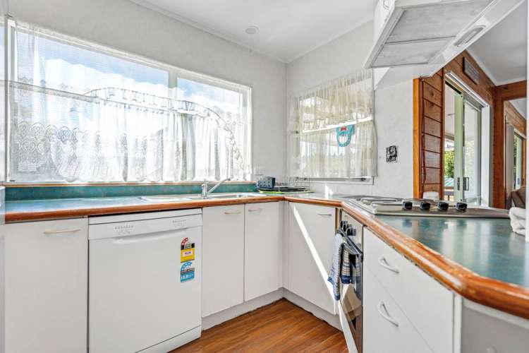 1/11 Aspiring Avenue Clover Park_6