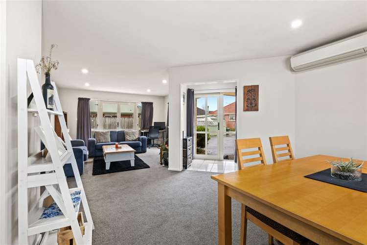 16a Dunedin Street Redwood_6