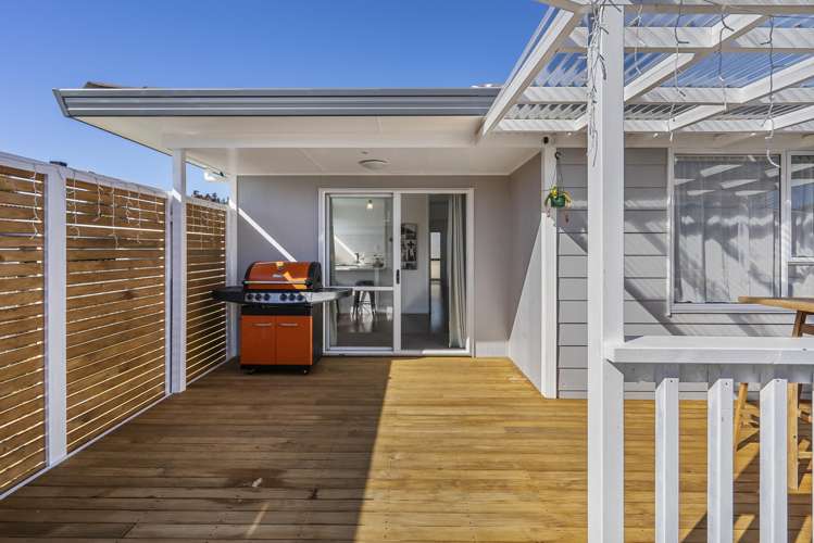 2/212 Waitemata Drive Ranui_9