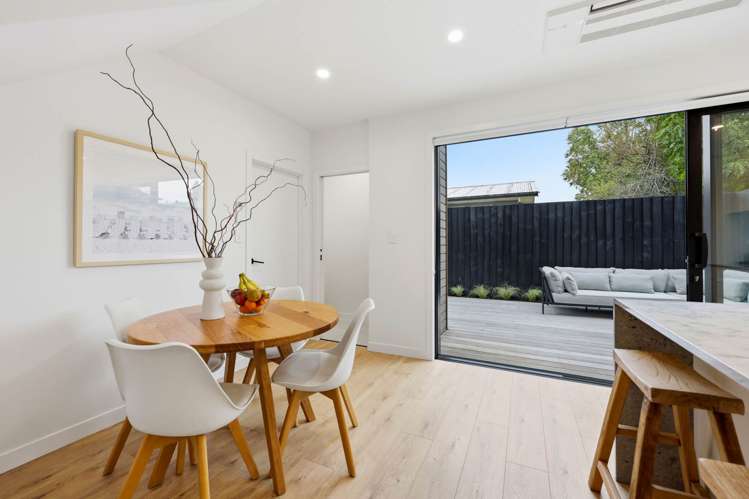 16C Hamurana Place Te Atatu Peninsula_13