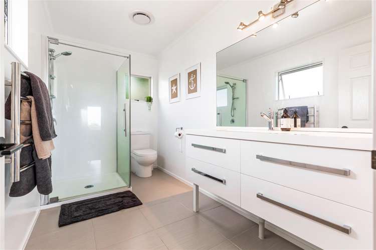 3 Ascot Way Orewa_21