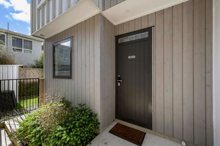 8-50 Friend Street Karori_20