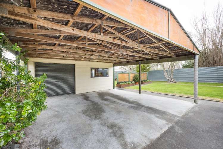 5 Hennessy Street East Foxton Beach_23