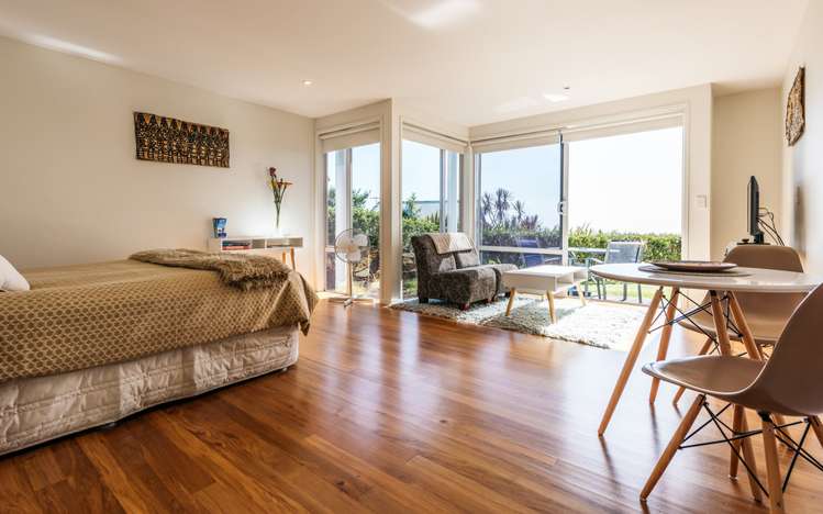 17 Tawa Street Oneroa_16