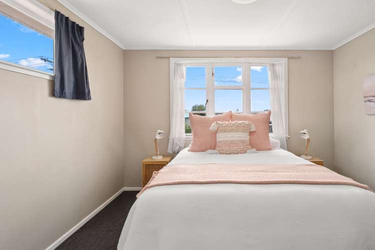 8 Tui Road Western Heights_11