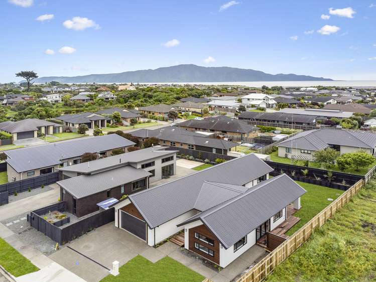 99 The Drive Paraparaumu Beach_18