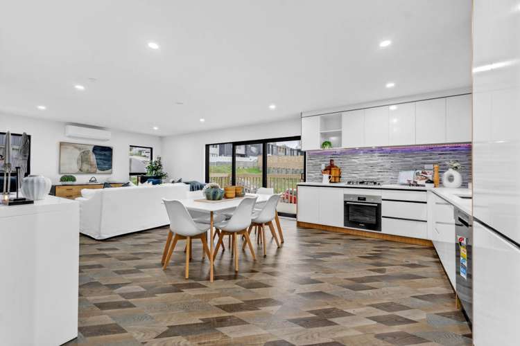 9A Lawson Creek Street Massey_9