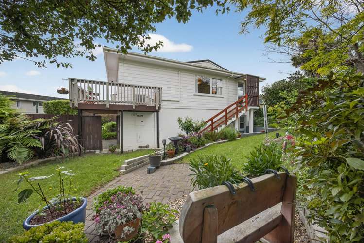 1/17 Rothwell Place Sunnyhills_27