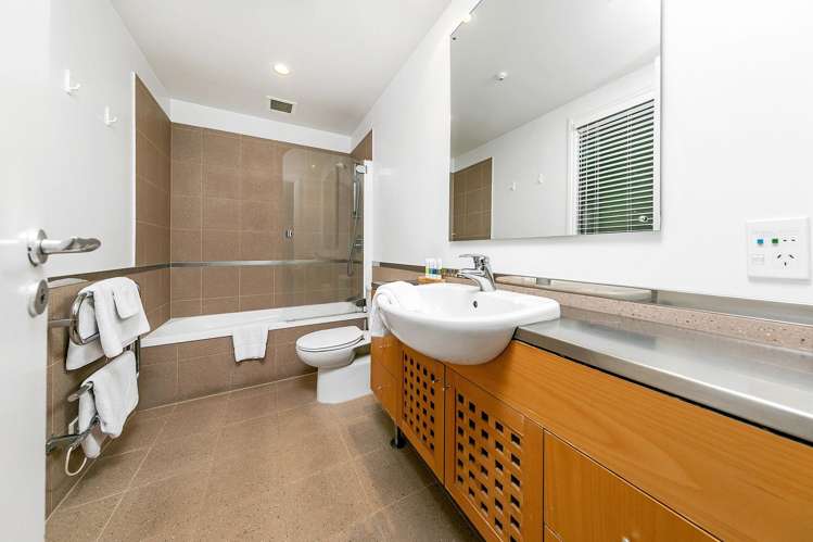 1f/20 Pakenham Street East Auckland CBD_15