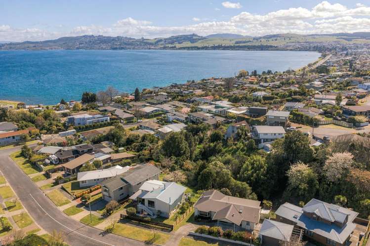 22 Birch Street Hilltop_17