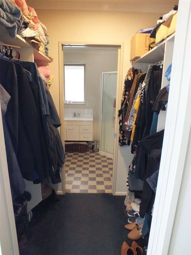 15 Main Street Reefton_14