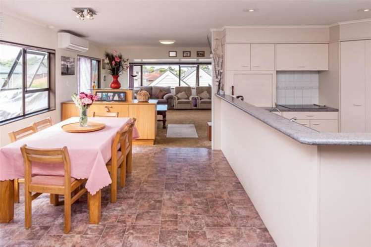 1/16 Vincent Street Howick_2