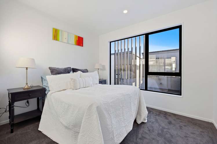 Lot 2/18 Sunnyhill Crescent Sunnyhills_18