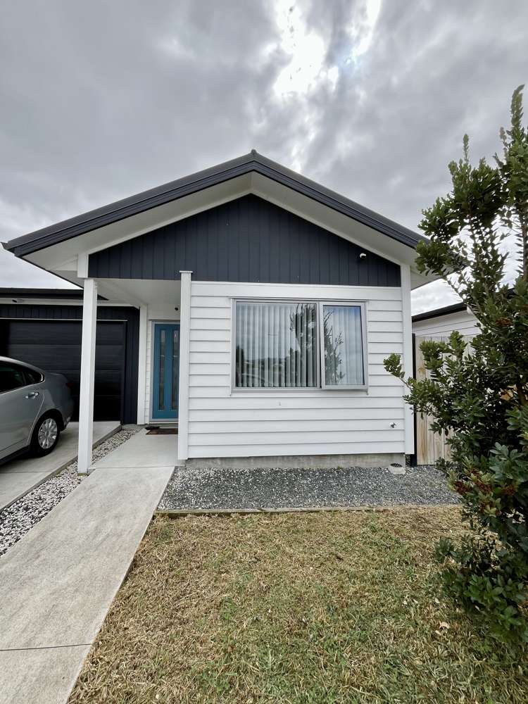 16 Whareatua Ave_0