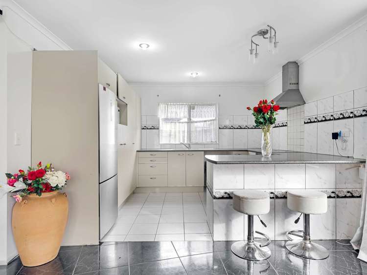 13 Ritchie Crescent Takanini_22