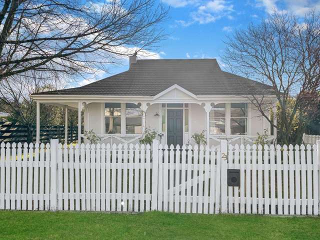 CROMWELL - 3 BEDROOMS