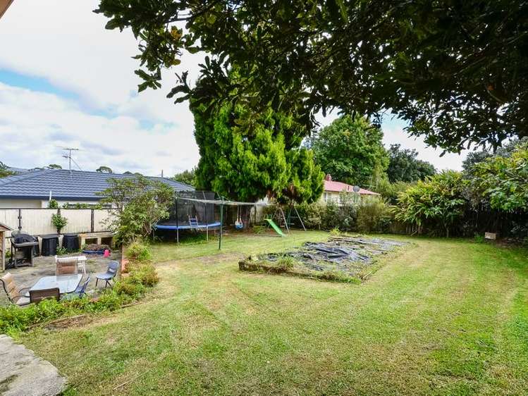 41 School Road Te Atatu South_17