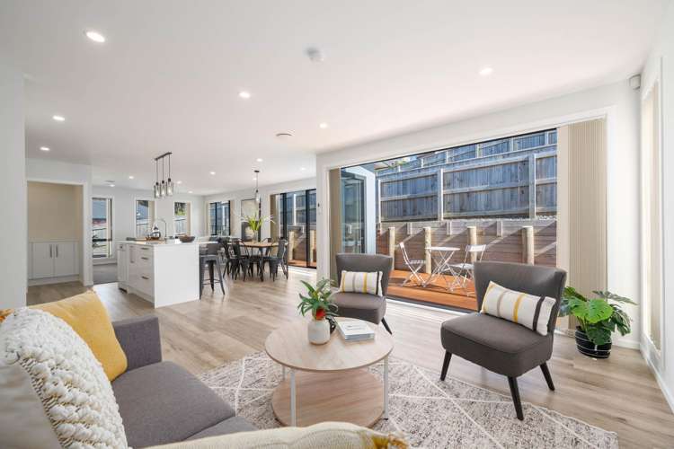 11 Topsail Way Whitby_2