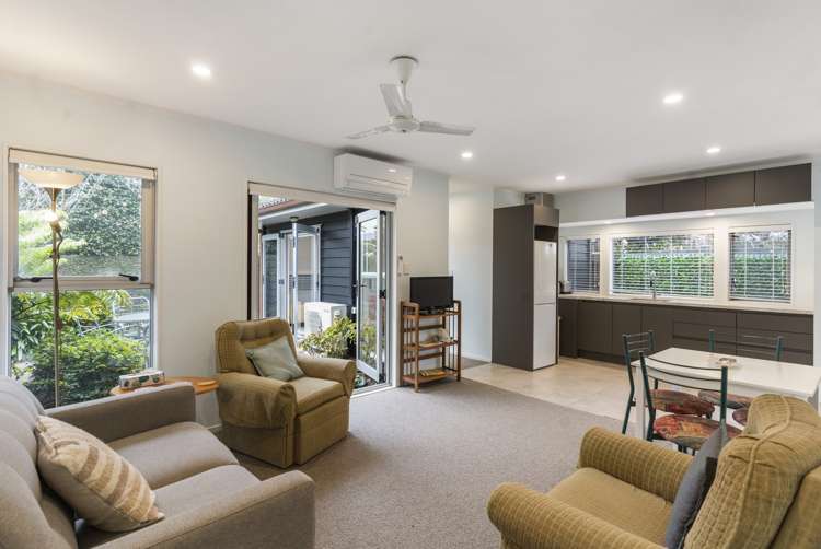 114 Celtic Crescent Ellerslie_5