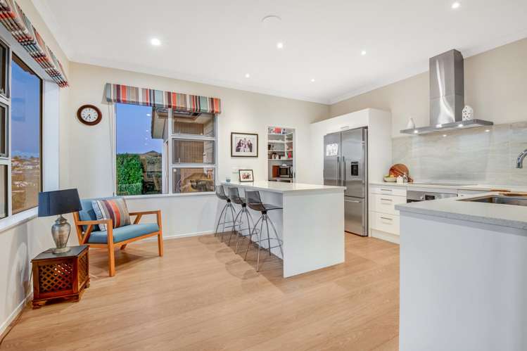 8 Discovery Drive Gulf Harbour_17