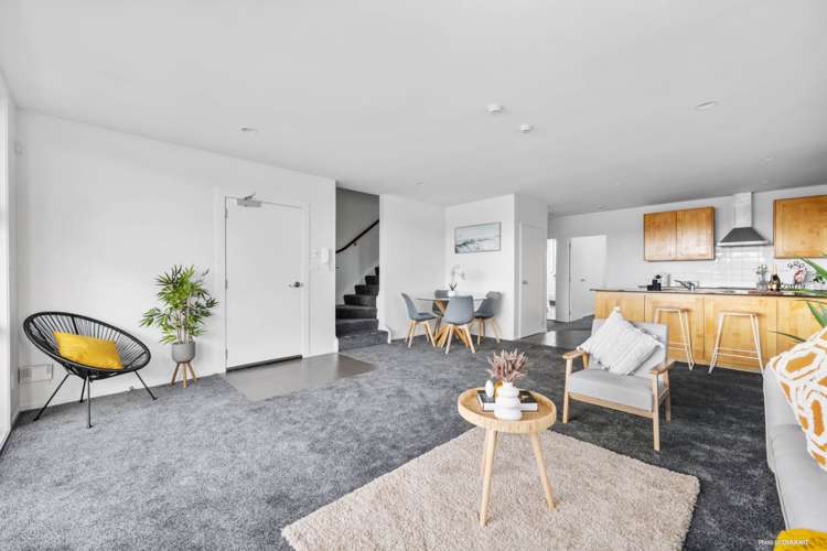 14/63 Kestev Drive Flat Bush_11