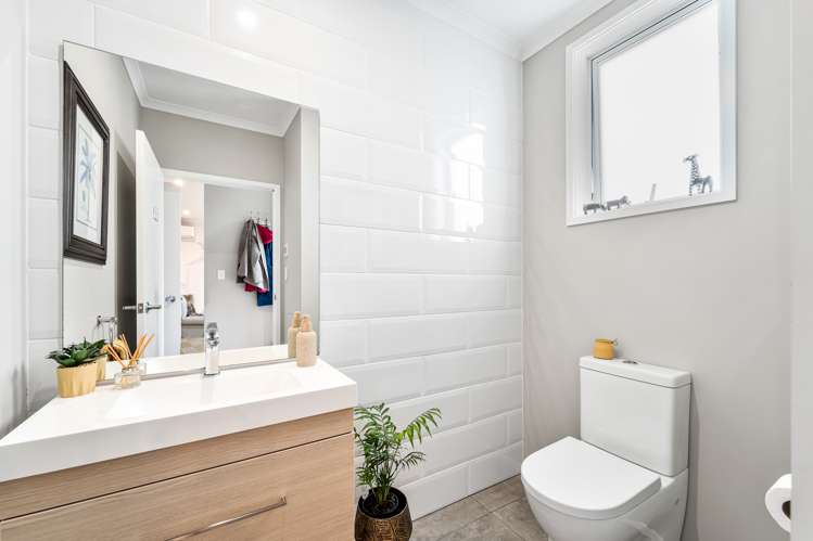 87 Karepiro Drive Stanmore Bay_19