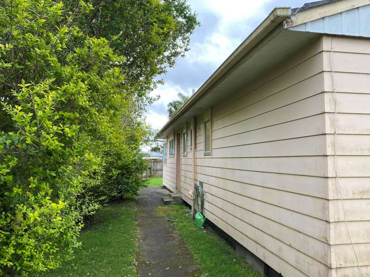8 Pukeroa Place Papakura_14