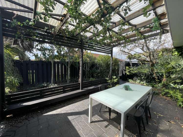 3/13 Alexander Street 1047_14