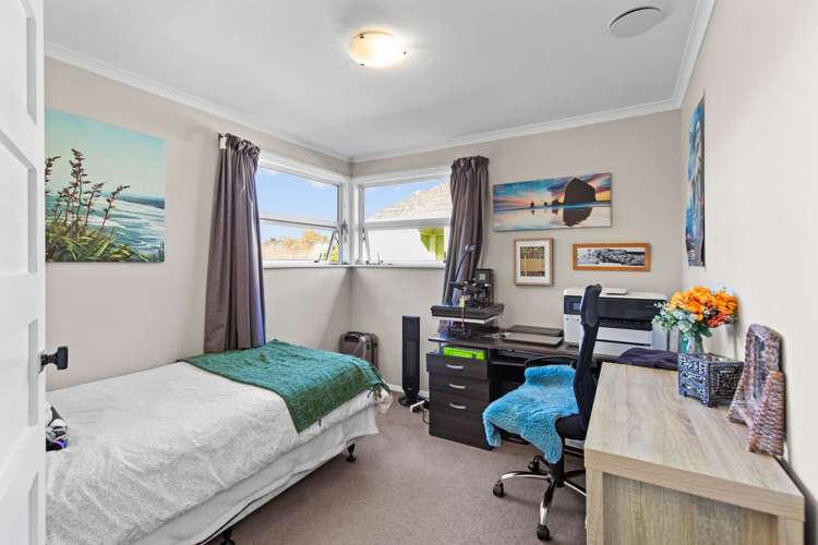 9 Taplin Quay Waitotara_12