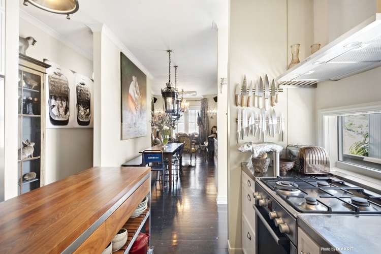 22 Charlotte Avenue Brooklyn_5