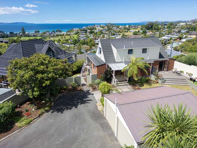 15 Higham Ferrers Place Red Beach_4