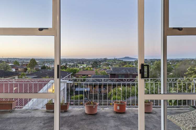 73 Bradbury Road Botany Downs_24