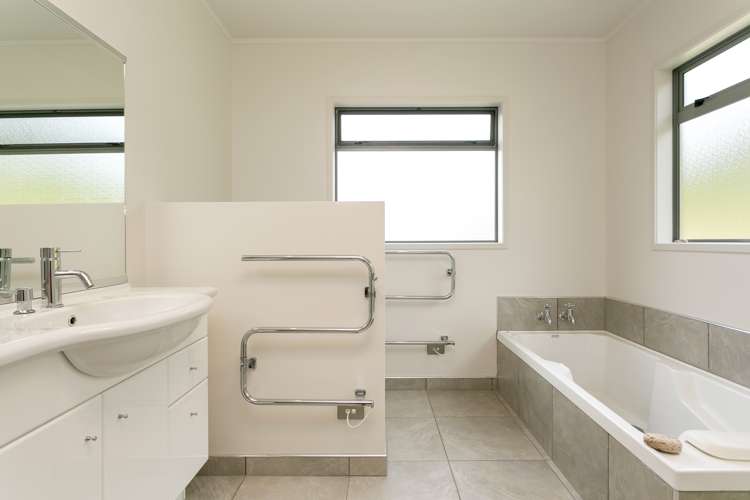 12 Marshall Close Motuoapa_12