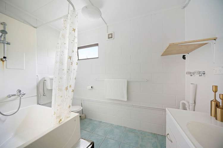 28 Gossamer Drive Pakuranga Heights_25