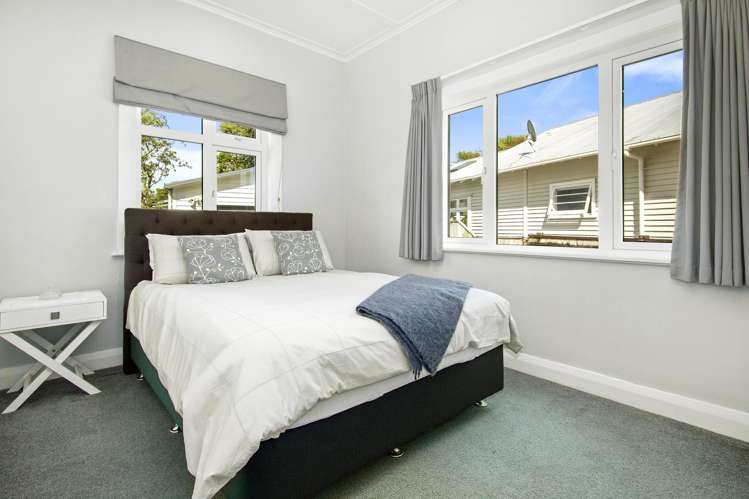 6 Sherwood Street Woburn_10