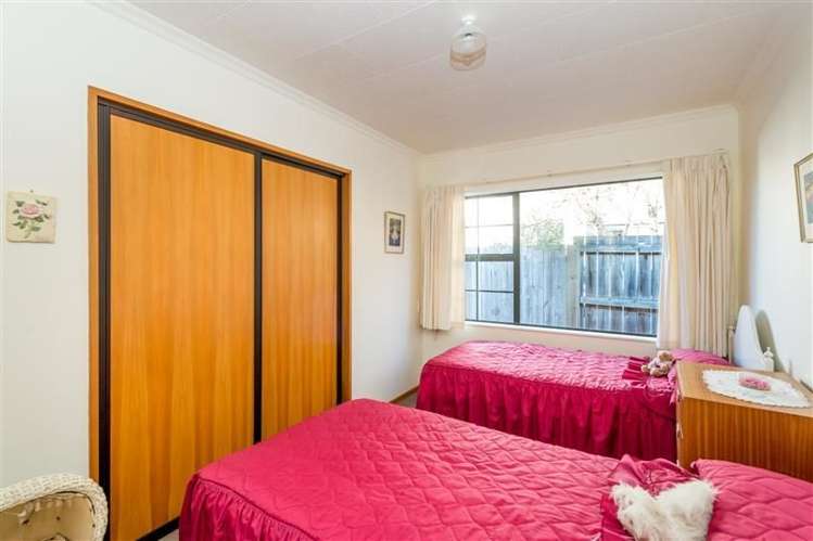 55 Olympus Way Richmond_11