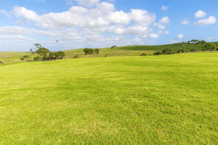 13 Slater Road Helensville_10