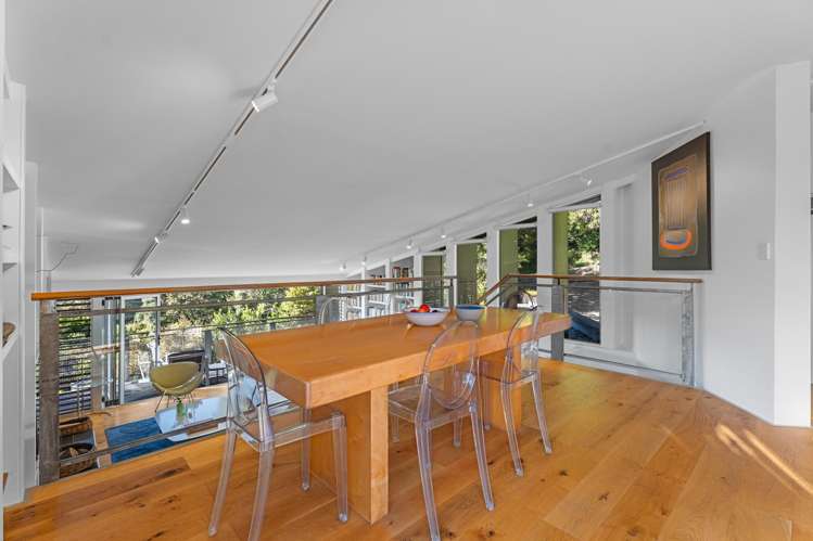 61 Victoria Road South Onetangi_12