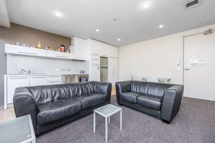 609/2 Beach Road Auckland Central_8