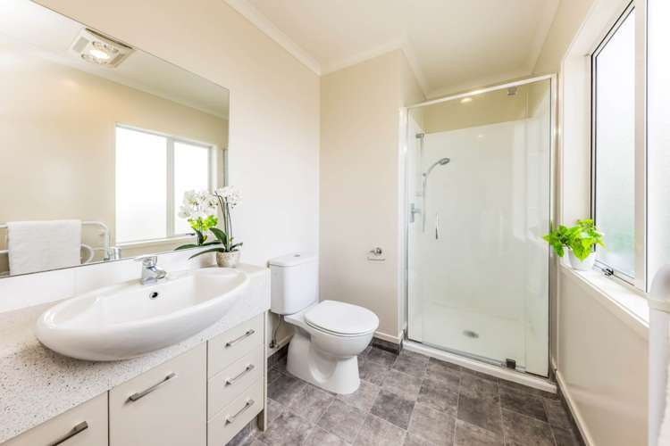 4 Bezar Place Flat Bush_10