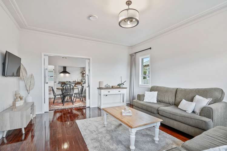 5a Mair Street Regent_13