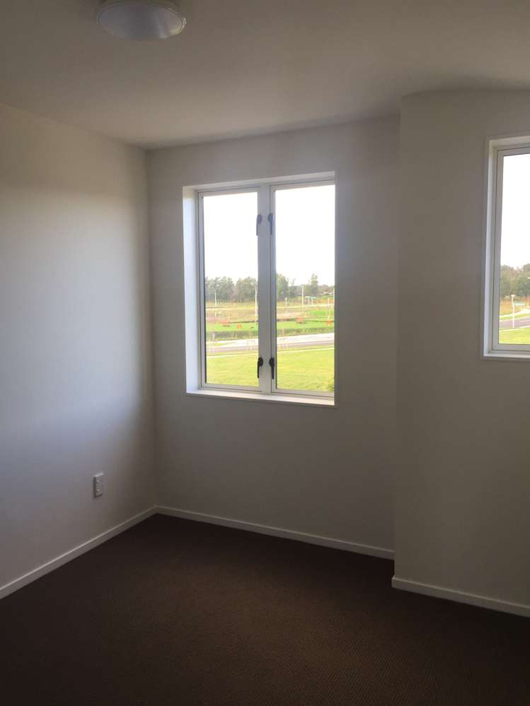 1 Stitchbird Crescent Papakura_8