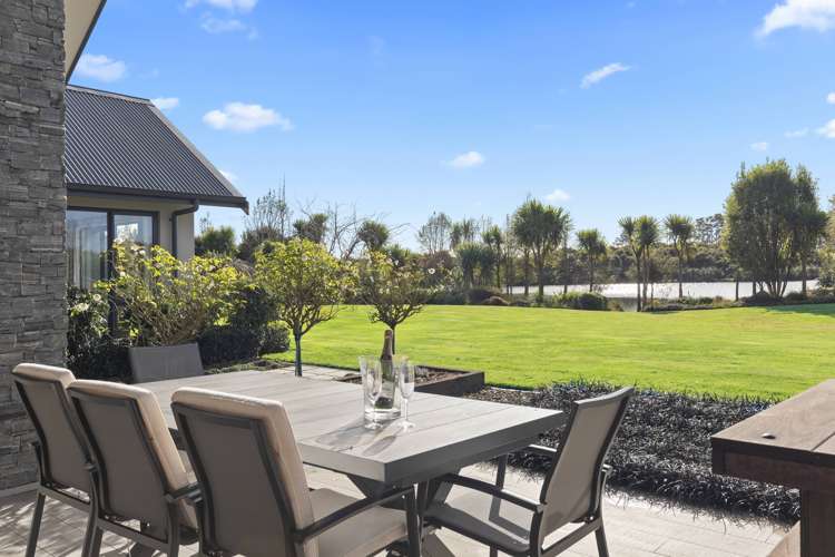 98 Bushlake Way Kingseat_7