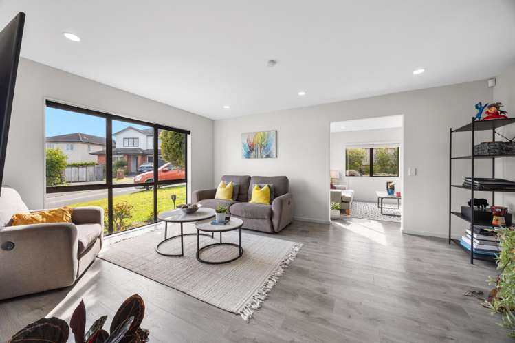 7 Viera Drive Flat Bush_11