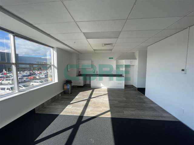 15 Osterley Way Manukau_2