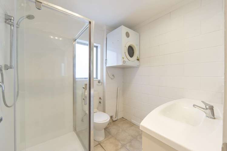 46B York Street Hamilton East_10